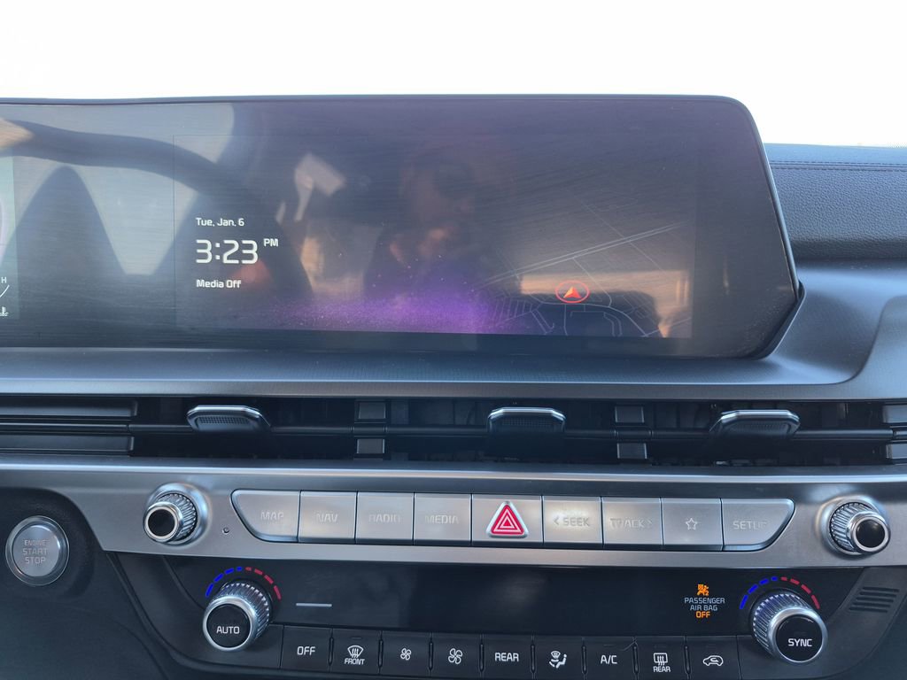 Certified 2025 Kia Telluride S image 9