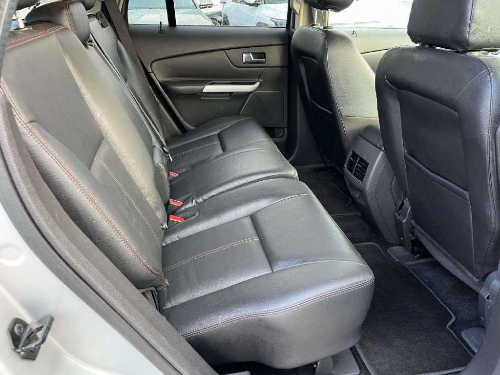 Used 2014 Ford Edge SEL w/ Equipment Group 205A FWD image 12