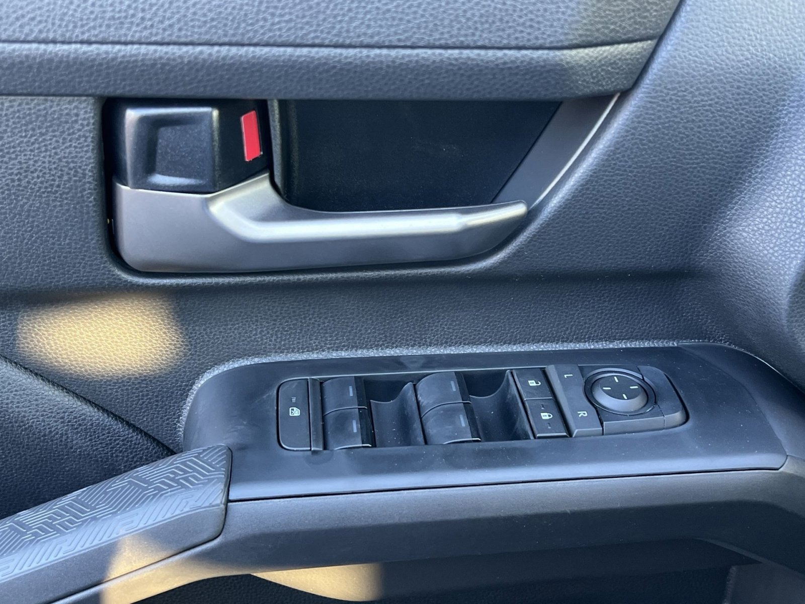 New 2025 Toyota Tacoma TRD Off-Road image 8