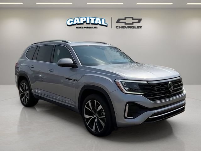 Used 2024 Volkswagen Atlas SEL Premium R-Line AWD/4WD image 7