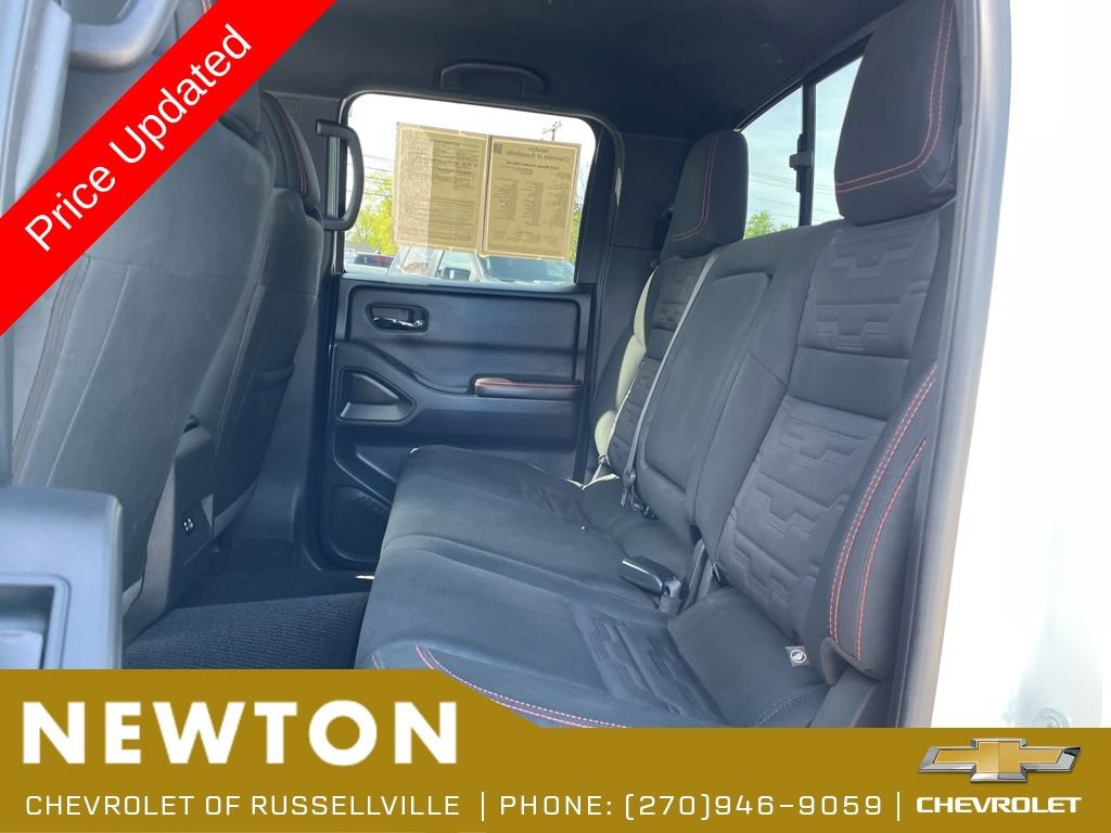 Used 2025 Nissan Frontier PRO-4X AWD/4WD image 38