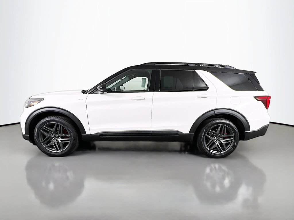New 2026 Ford Explorer ST-Line w/ ST-Line Street Pack AWD/4WD image 6