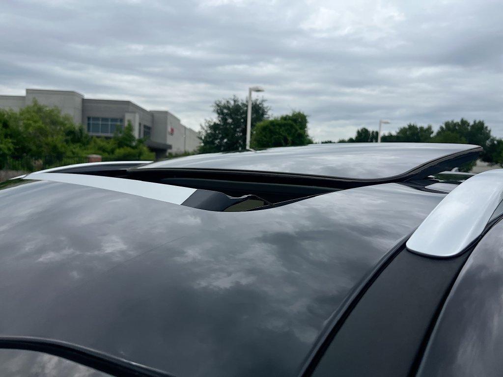 Used 2025 Kia Telluride EX w/ EX Captain's Chair Package FWD image 22