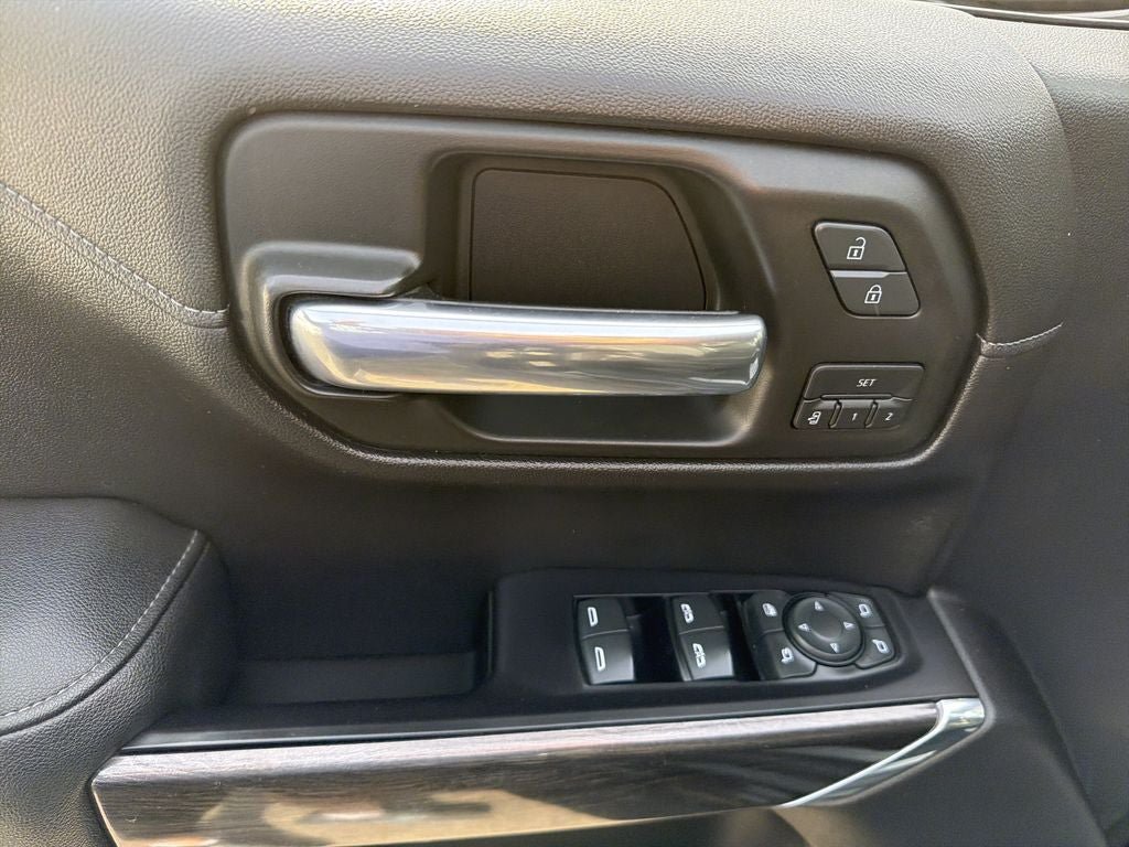 Used 2019 Chevrolet Silverado 1500 LTZ w/ LTZ Plus Package AWD/4WD image 12