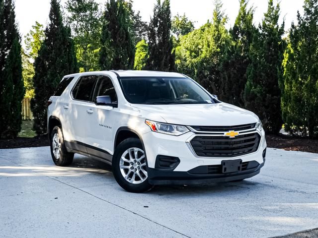 Used 2020 Chevrolet Traverse LS FWD image 1