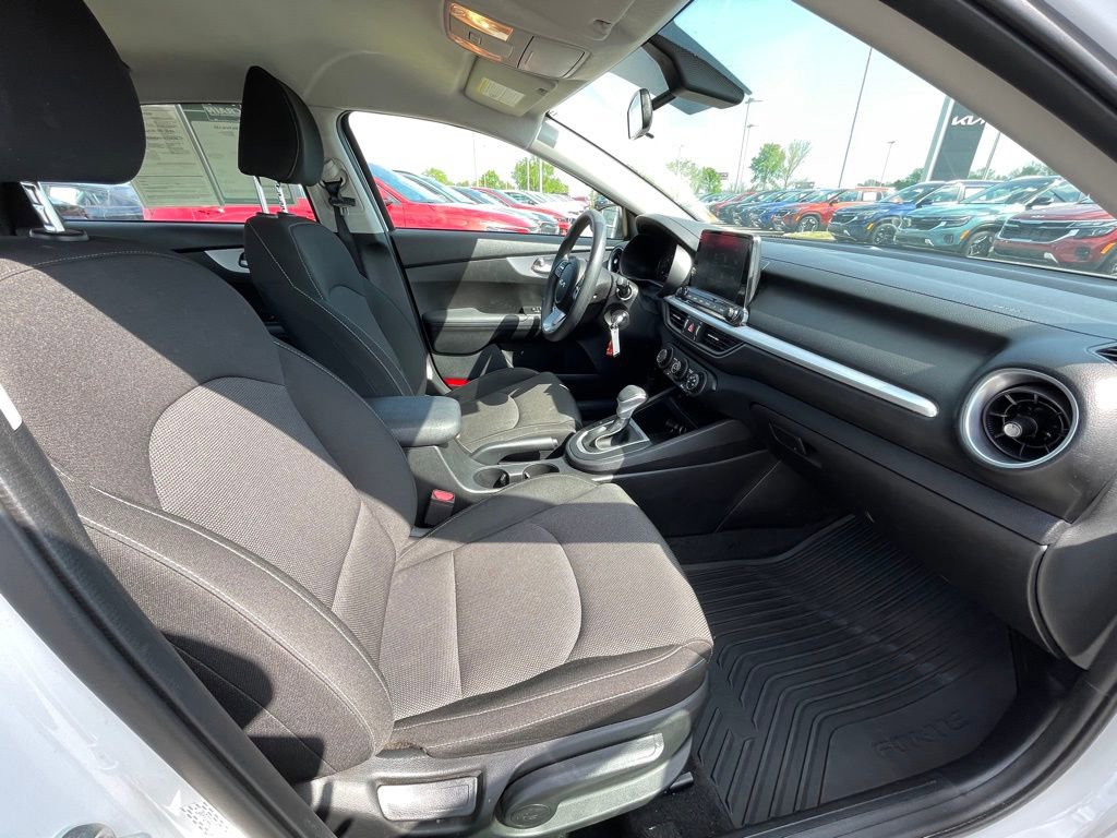 Used 2024 Kia Forte LXS image 25