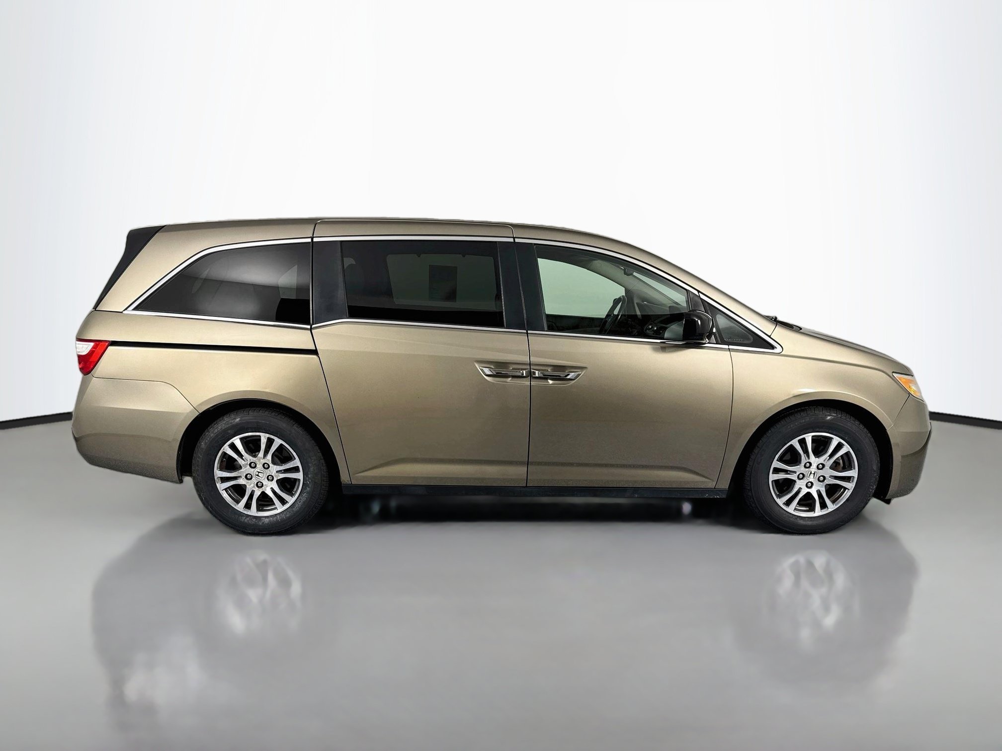 Used 2013 Honda Odyssey EX-L image 4