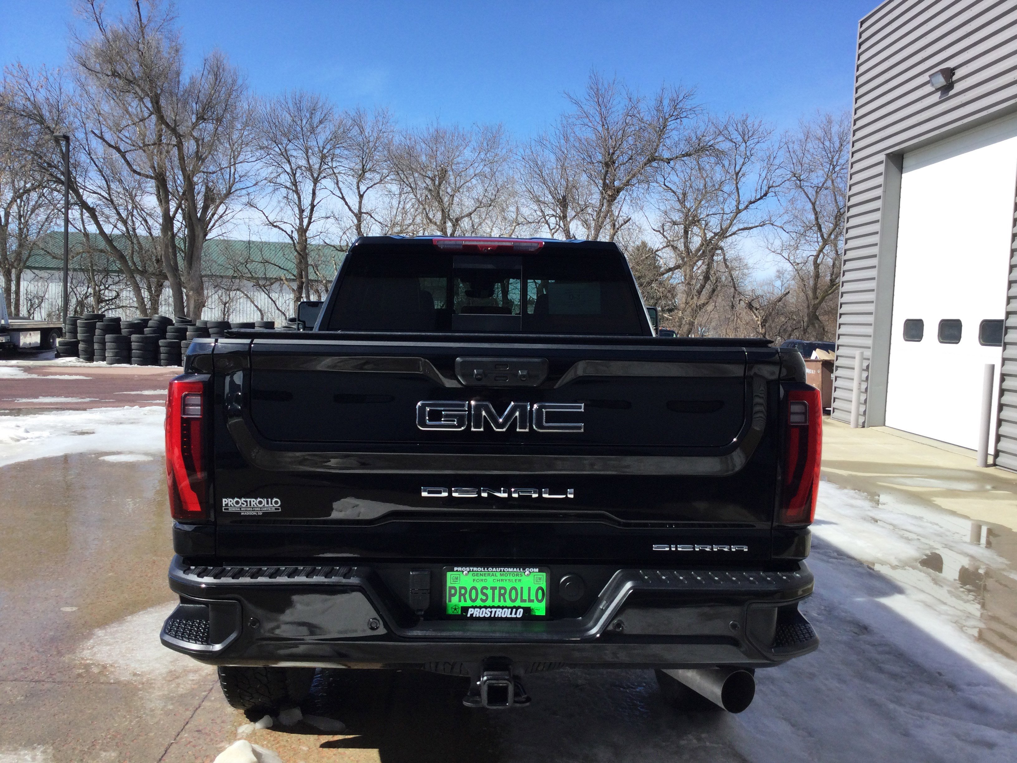 Used 2024 GMC Sierra 3500 Denali Ultimate image 6