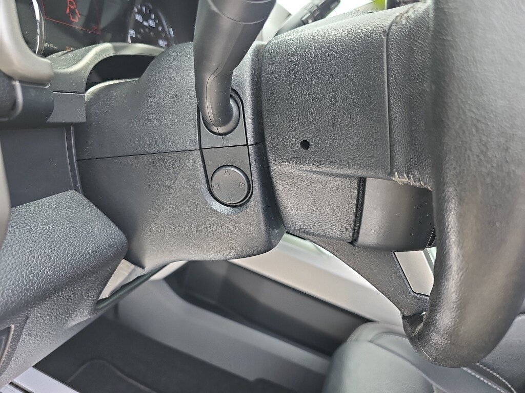 Used 2019 Ford F350 Lariat w/ Lariat Ultimate Package AWD/4WD image 11