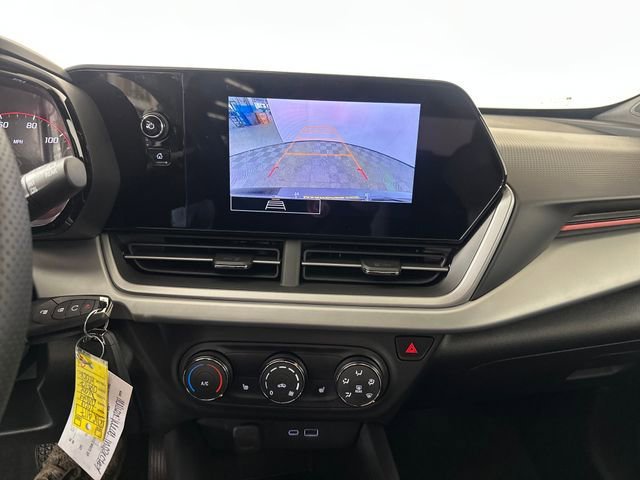 Used 2026 Chevrolet Trax RS w/ Driver Confidence Package FWD image 22