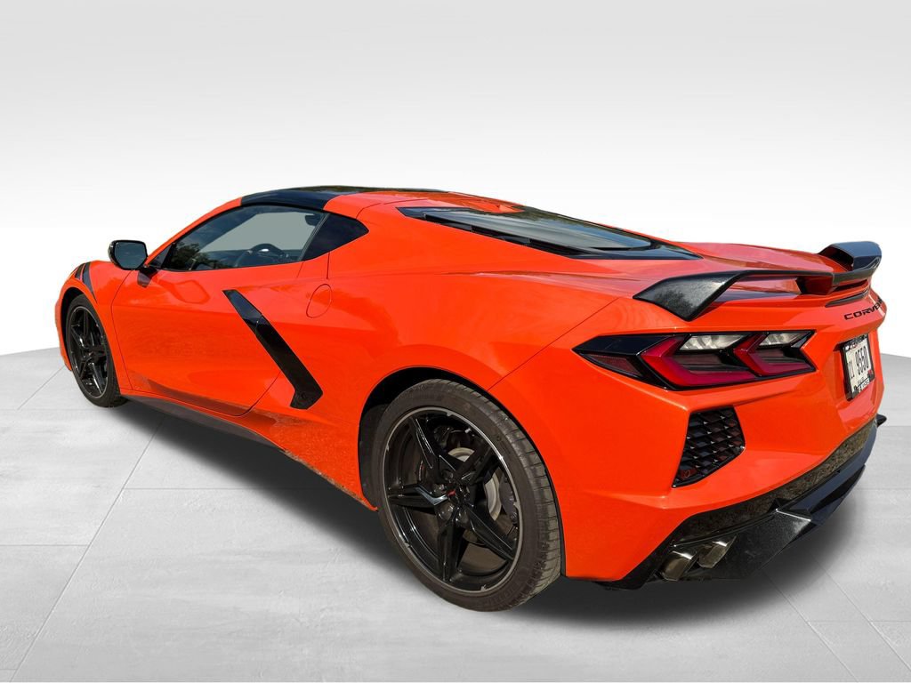 Used 2021 Chevrolet Corvette Stingray Preferred Cpe w/ Z51 Performance Package RWD image 4