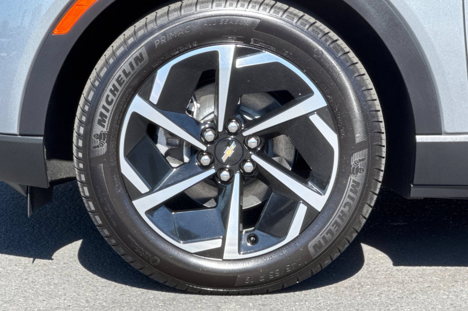 Used 2026 Chevrolet Equinox EV LT FWD image 41