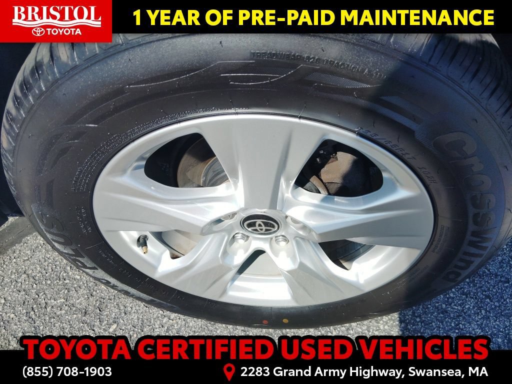 Certified 2021 Toyota RAV4 XLE w/ Convenience Package AWD/4WD image 11