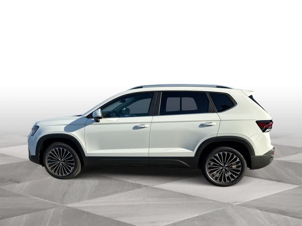 New 2026 Volkswagen Taos SE FWD image 5