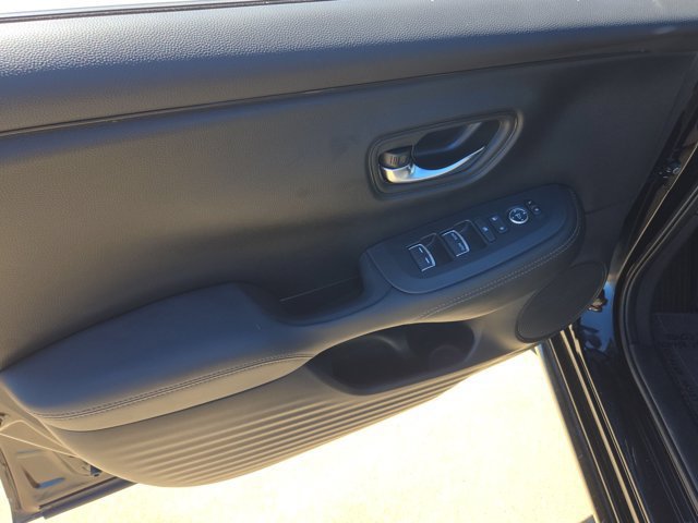 Certified 2025 Honda HR-V EX-L image 12
