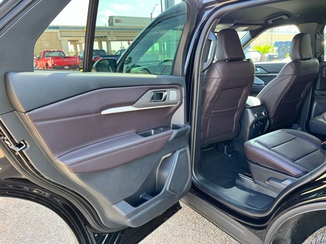 New 2026 Ford Explorer Platinum image 17