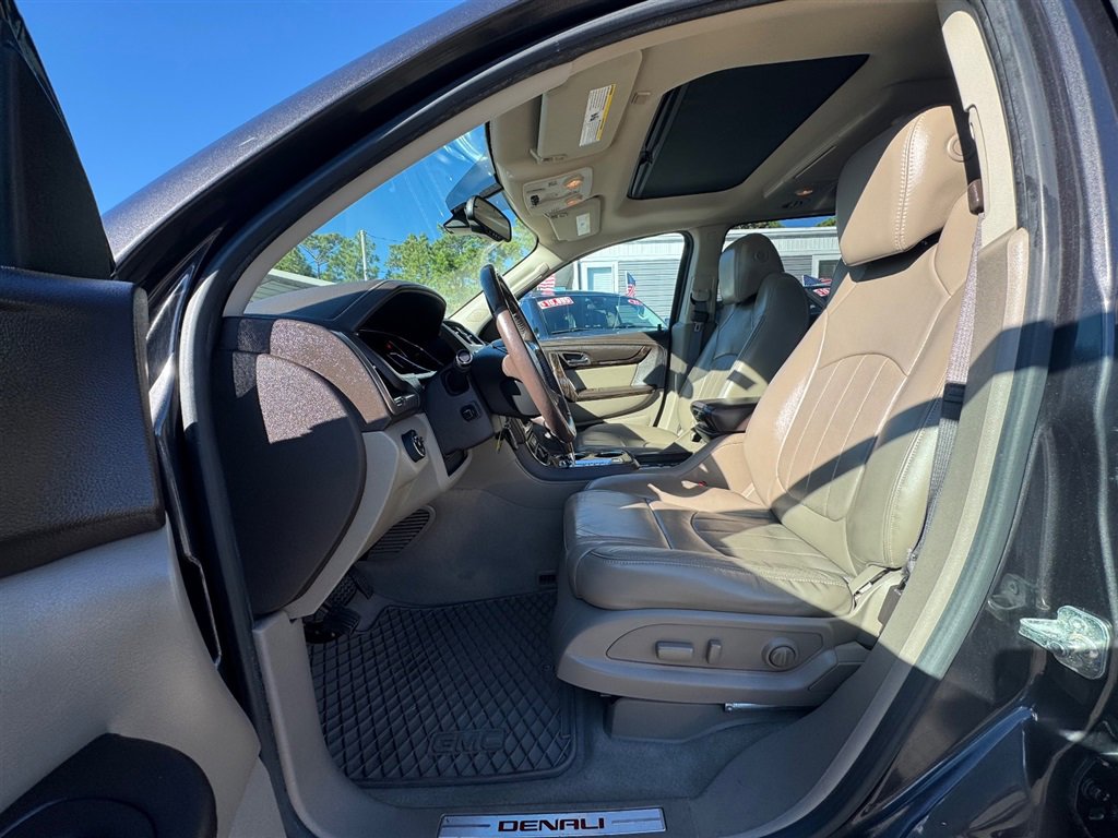 Used 2016 GMC Acadia Denali image 9