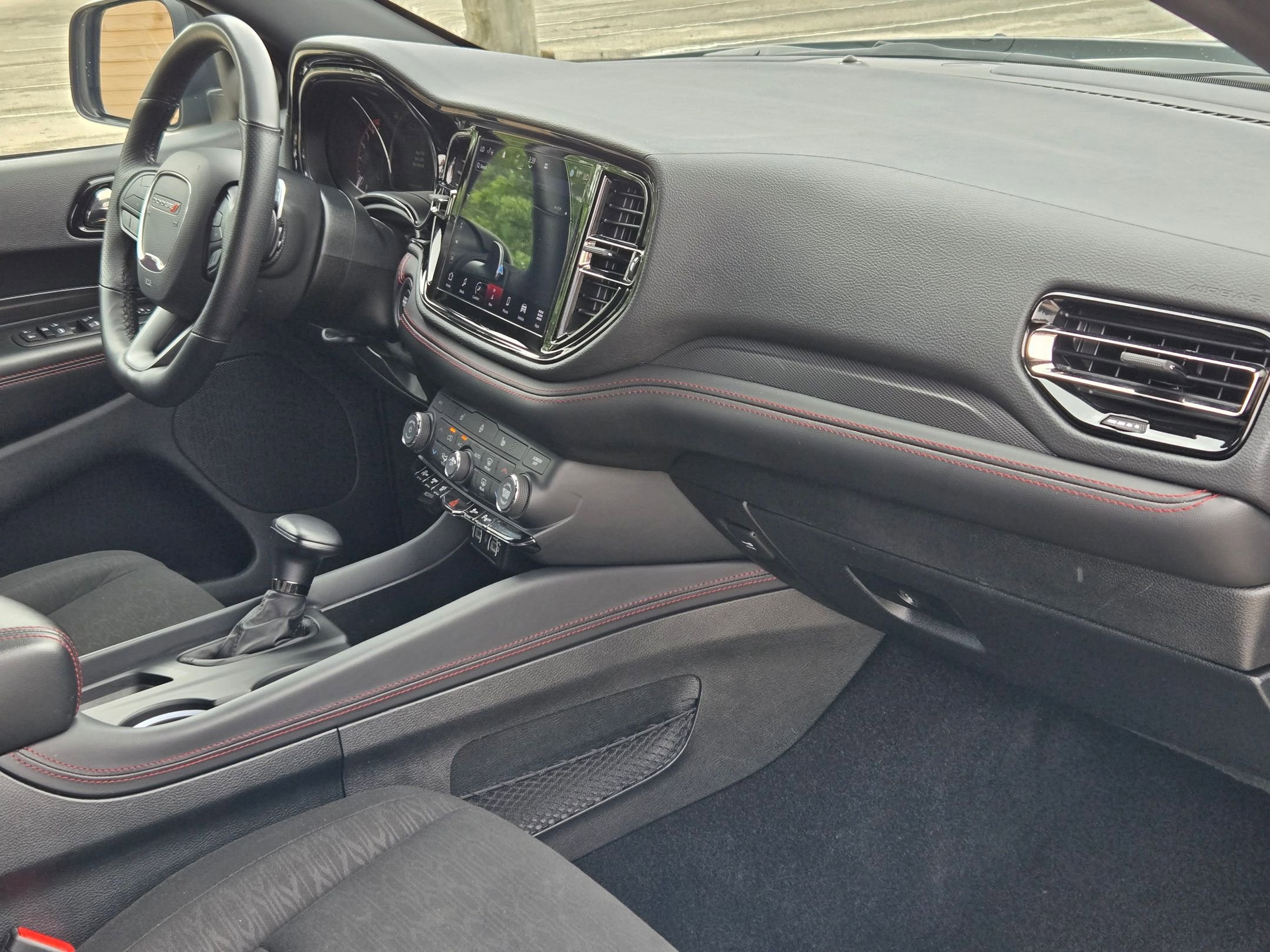 Used 2025 Dodge Durango GT AWD/4WD image 30