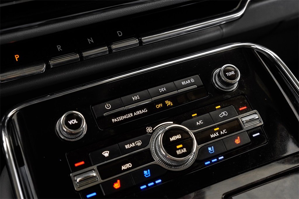 Used 2019 Lincoln Navigator Reserve image 30