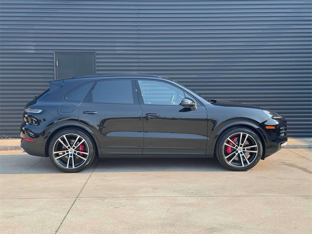 New 2025 Porsche Cayenne S image 8