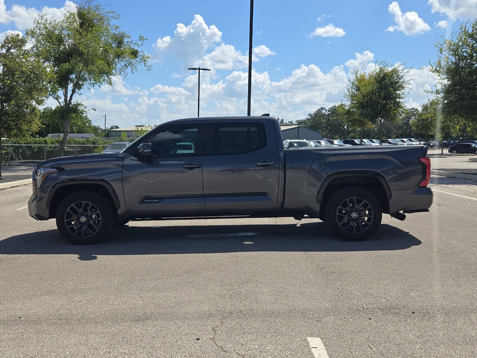 Used 2024 Toyota Tundra Platinum AWD/4WD image 2