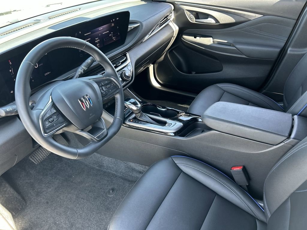 Used 2024 Buick Envista Sport Touring w/ Convenience II Package FWD image 10