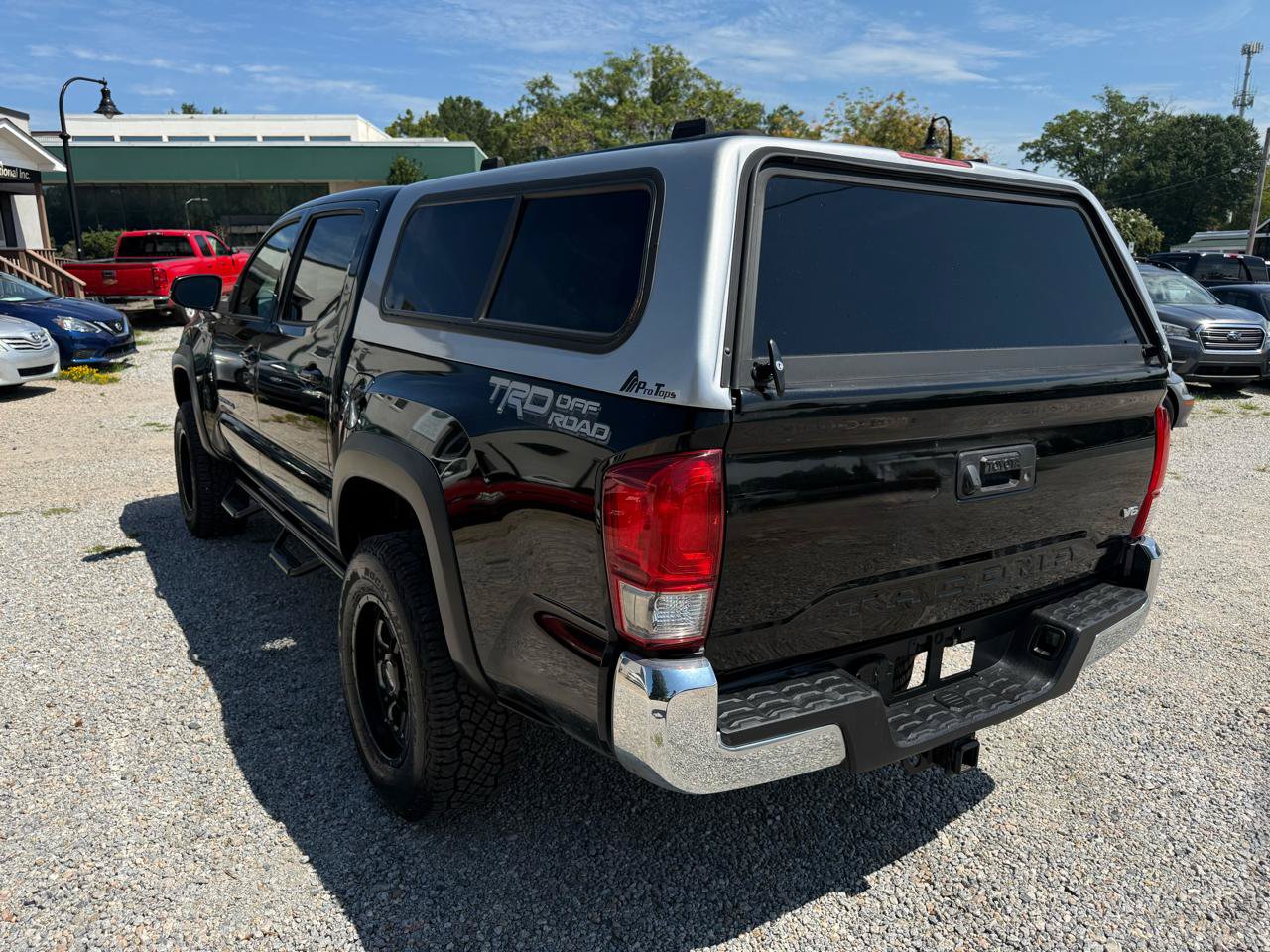 Used 2016 Toyota Tacoma TRD Off-Road w/ Towing Package RWD image 7