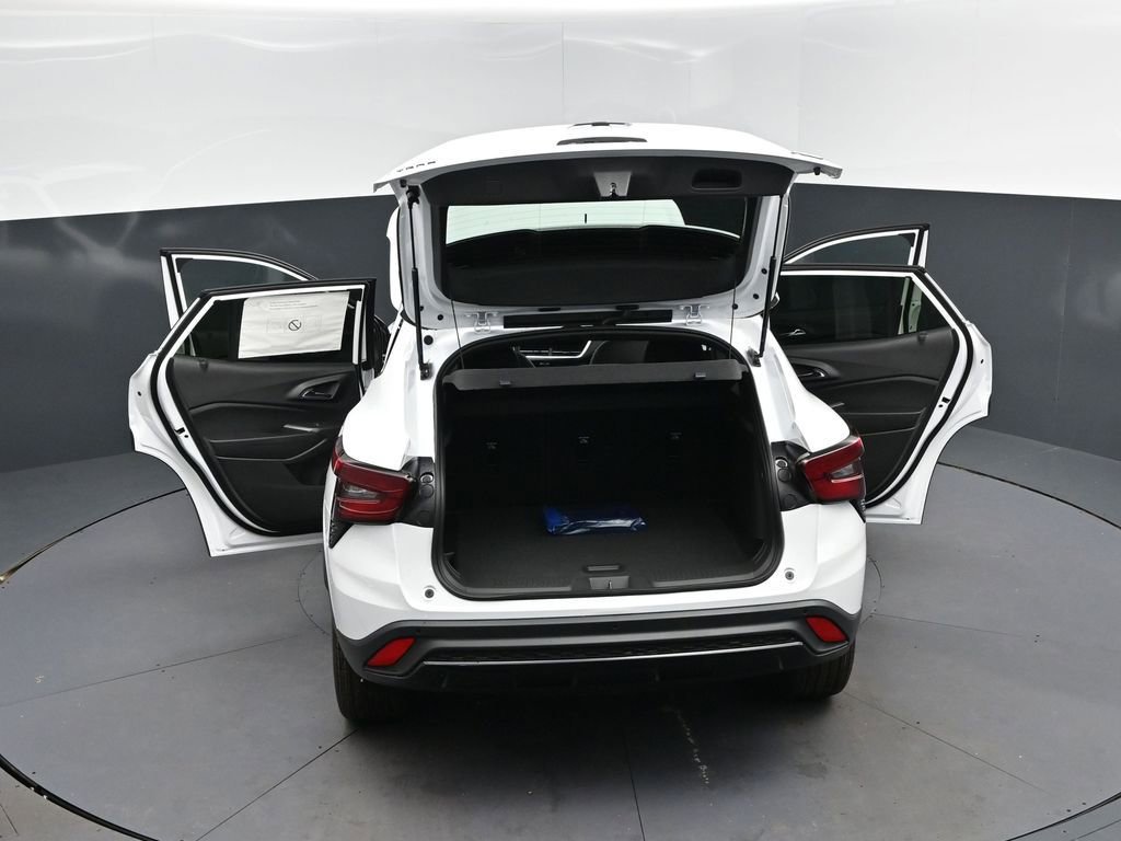New 2026 Chevrolet Trax RS w/ Sunroof Package FWD image 50
