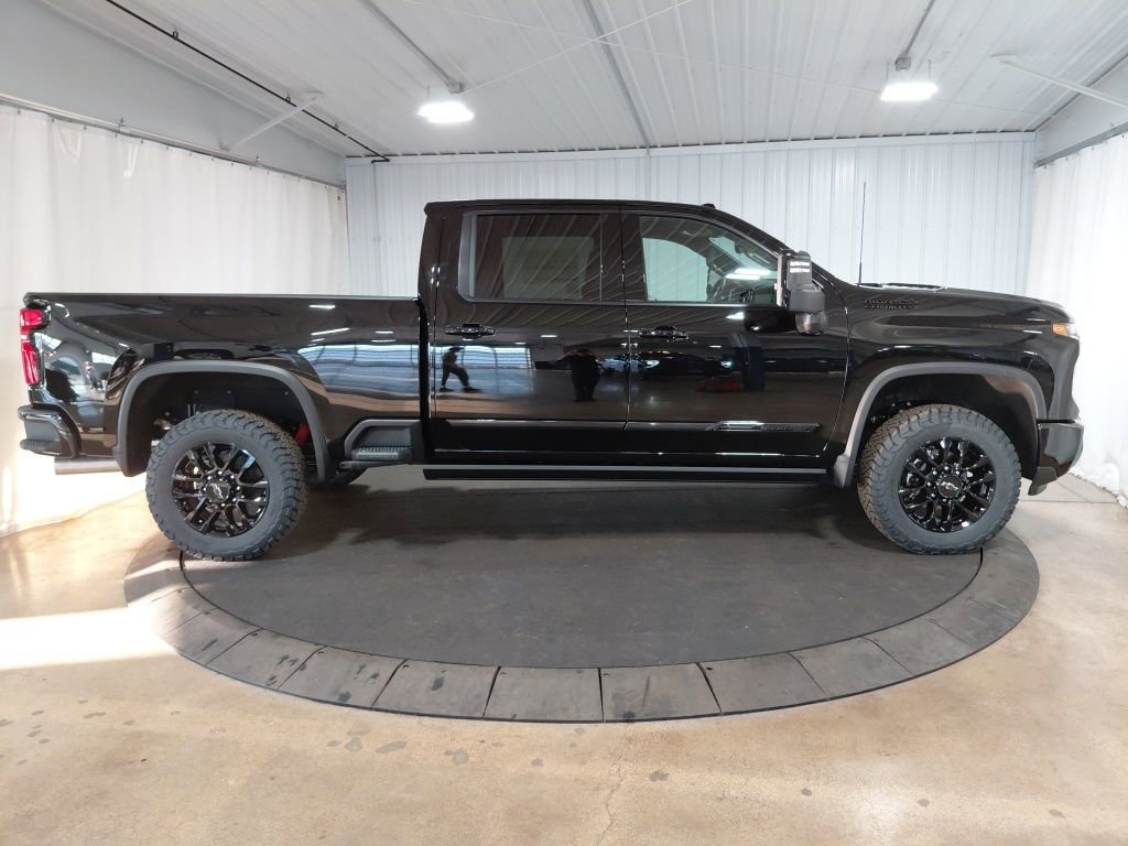 New 2026 Chevrolet Silverado 3500 High Country w/ Midnight Edition image 10