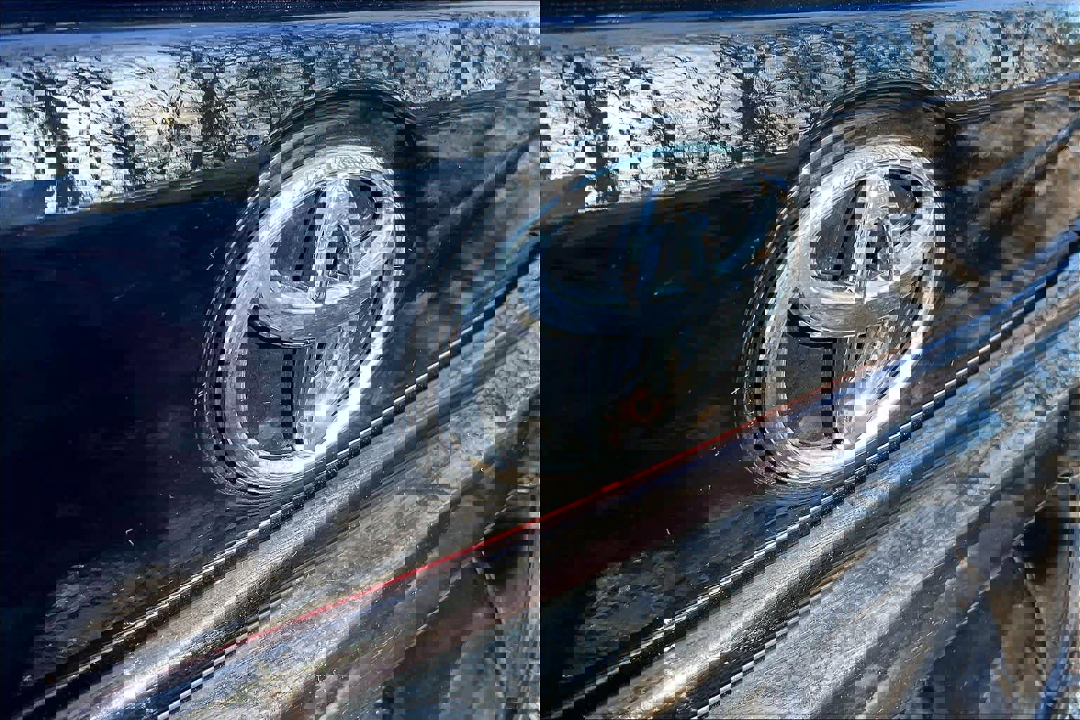 Certified 2023 Toyota Corolla SE w/ SE Premium Package image 30