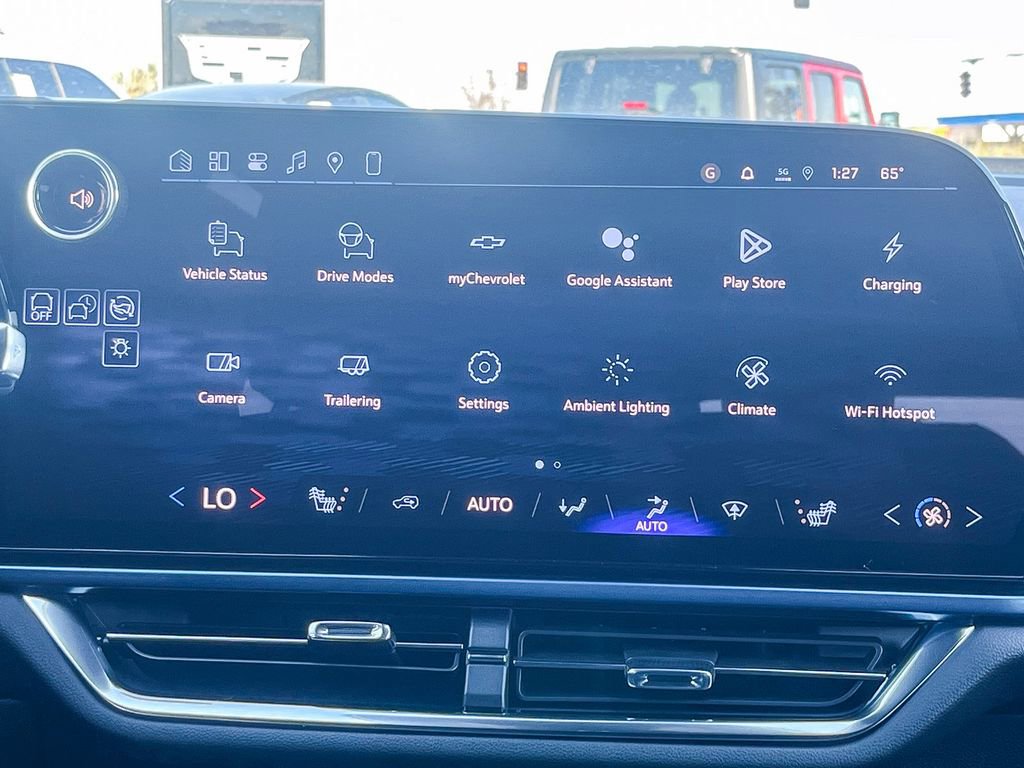 New 2026 Chevrolet Equinox EV LT image 13