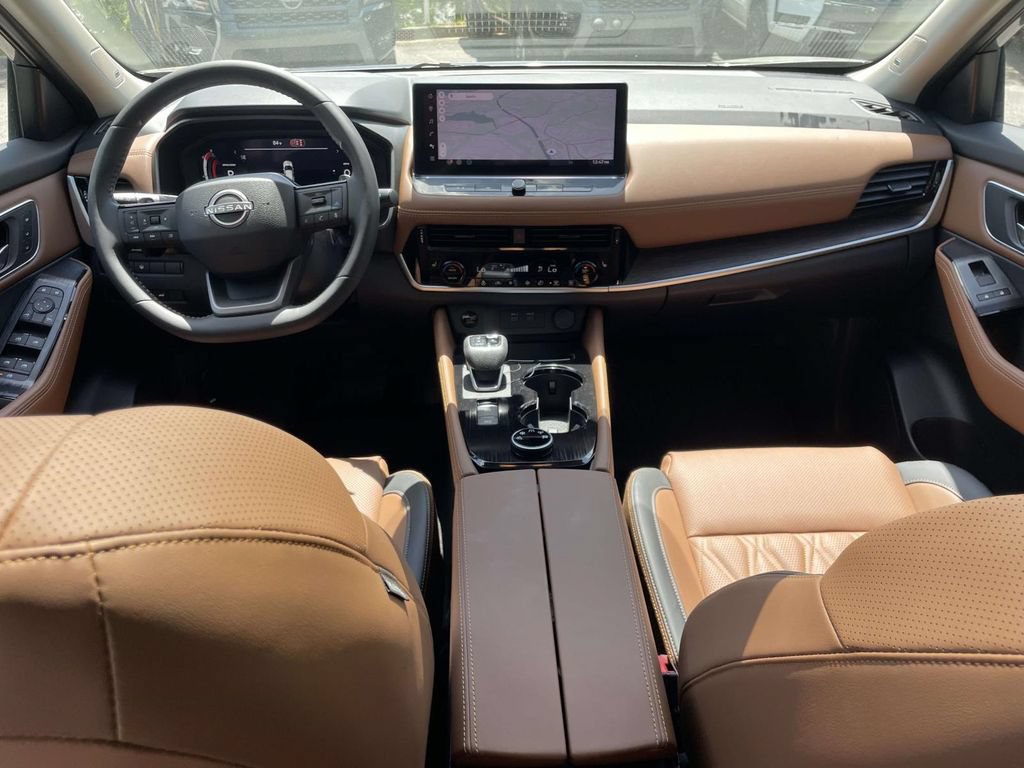 New 2026 Nissan Rogue Platinum AWD/4WD image 13
