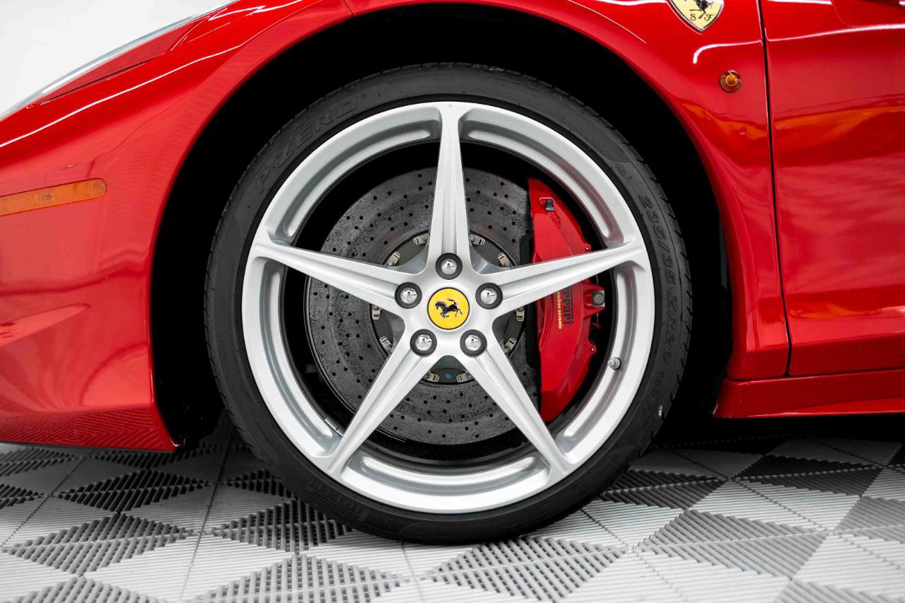 Used 2013 Ferrari 458 Spider RWD image 41