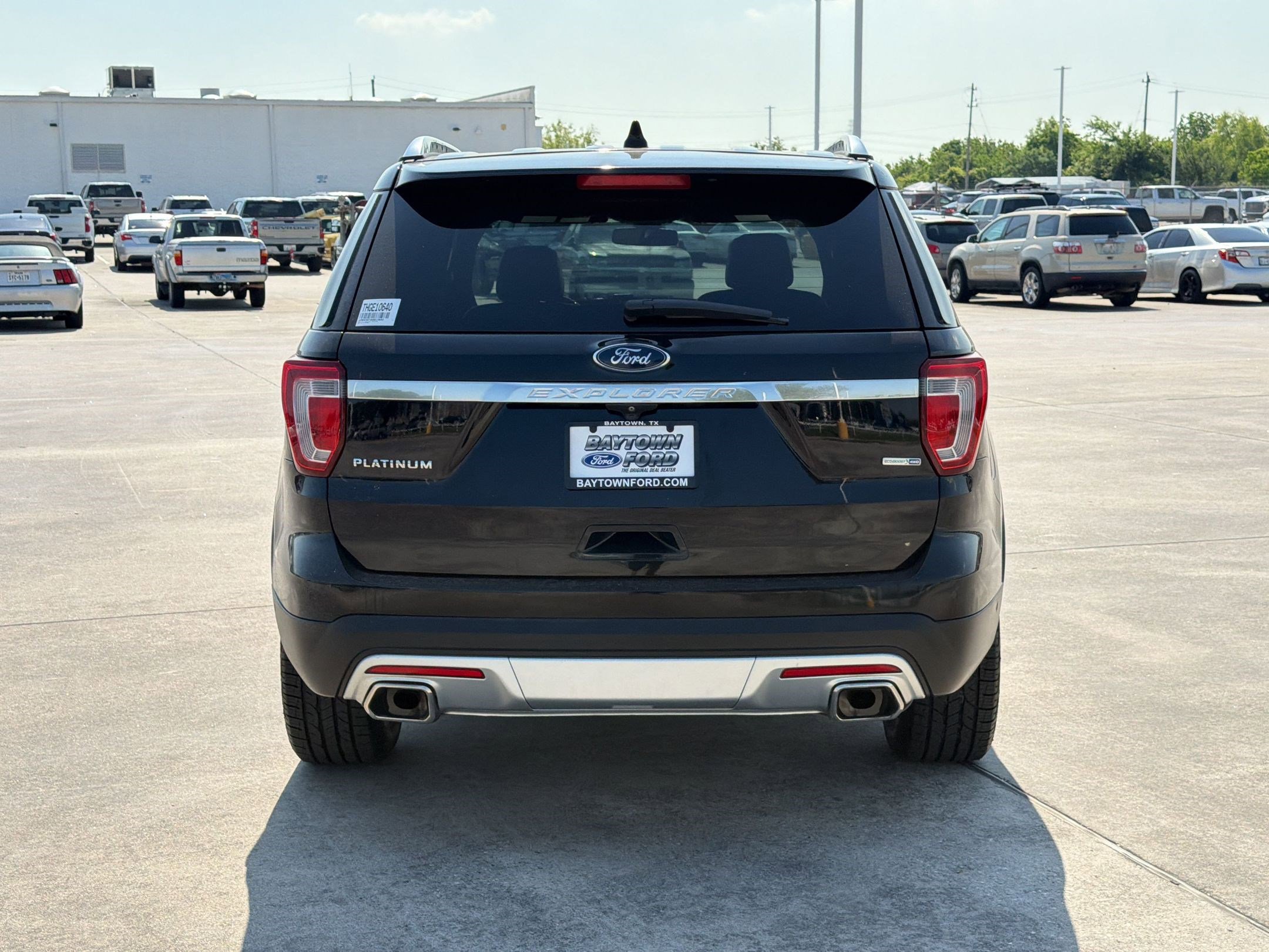 Used 2017 Ford Explorer Platinum AWD/4WD image 10