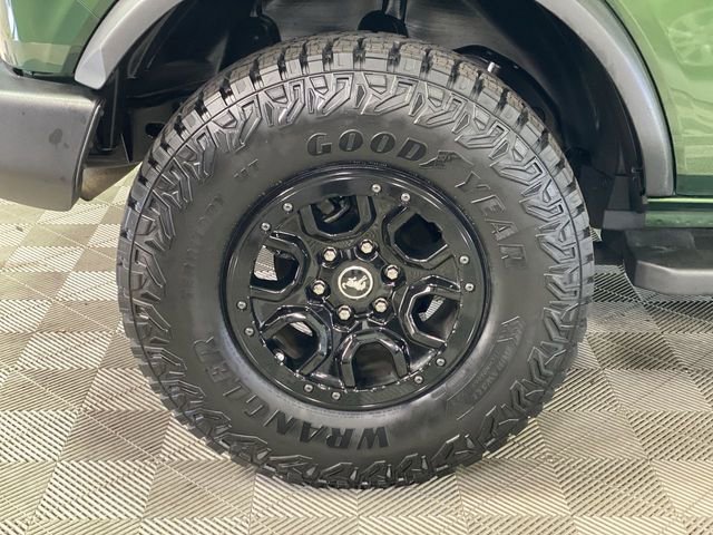 Used 2023 Ford Bronco Wildtrak image 37