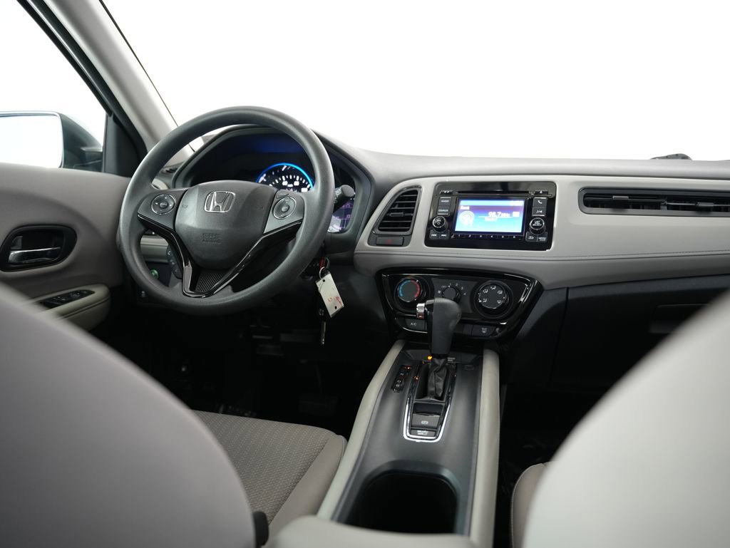 Used 2018 Honda HR-V LX image 11