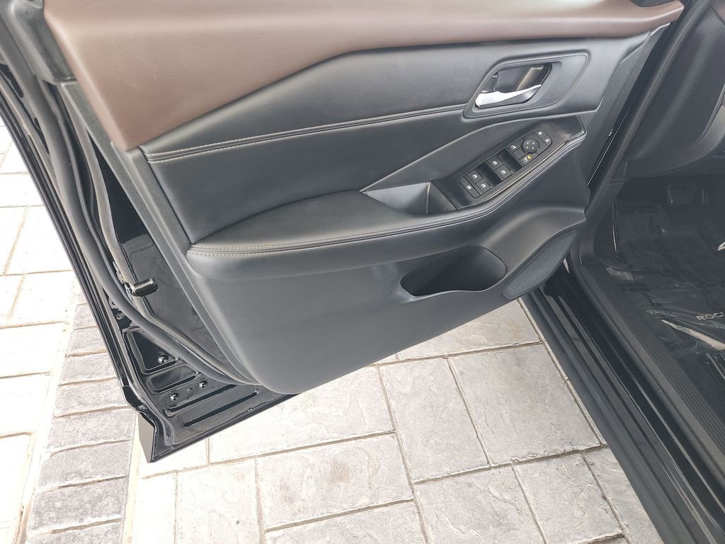Certified 2023 Nissan Rogue SV w/ SV Premium B Package FWD image 28