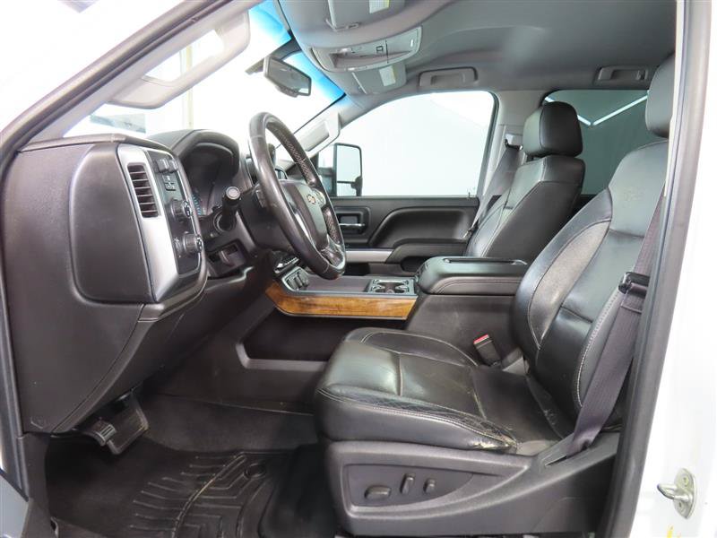 Used 2019 Chevrolet Silverado 2500 LTZ w/ Duramax Plus Package AWD/4WD image 48