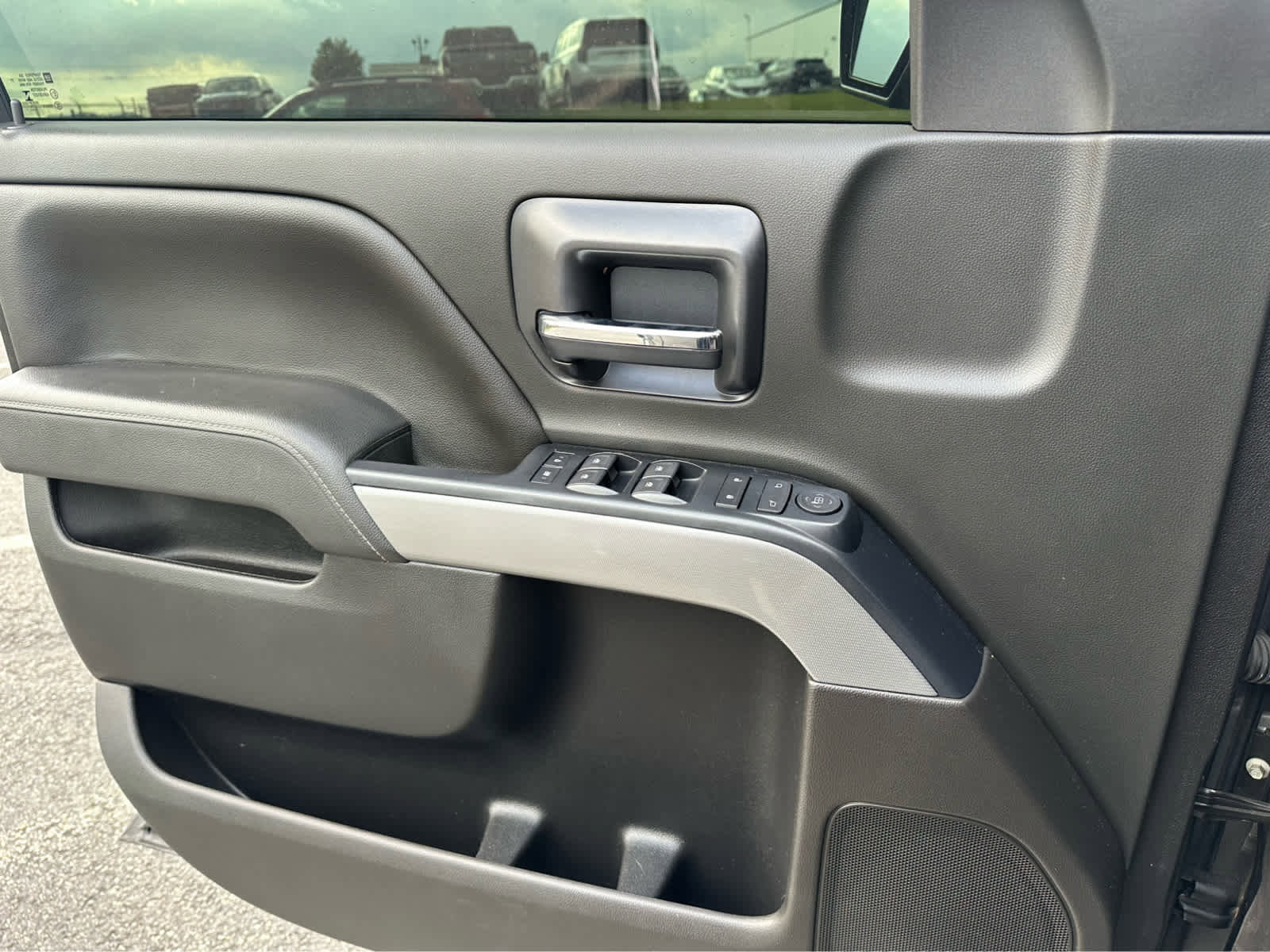 Used 2019 Chevrolet Silverado 1500 LT w/ All Star Edition AWD/4WD image 18