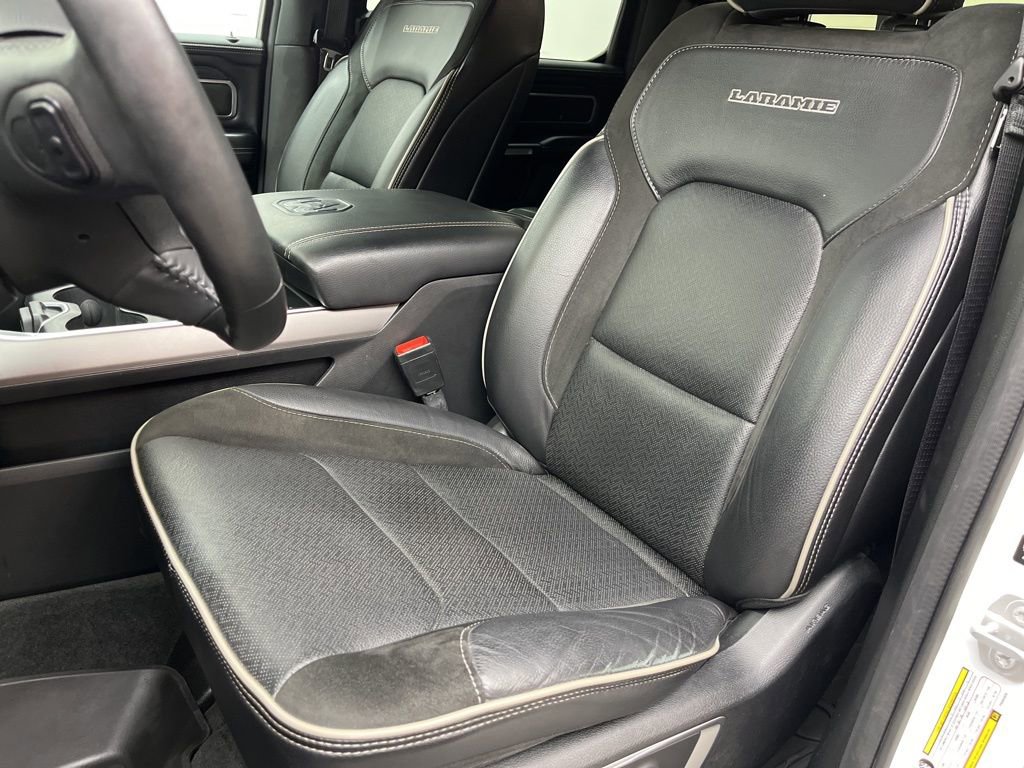 Used 2023 RAM 1500 Laramie AWD/4WD image 19