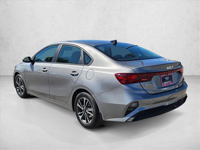 Used 2024 Kia Forte LXS w/ LXS Technology Package FWD image 8