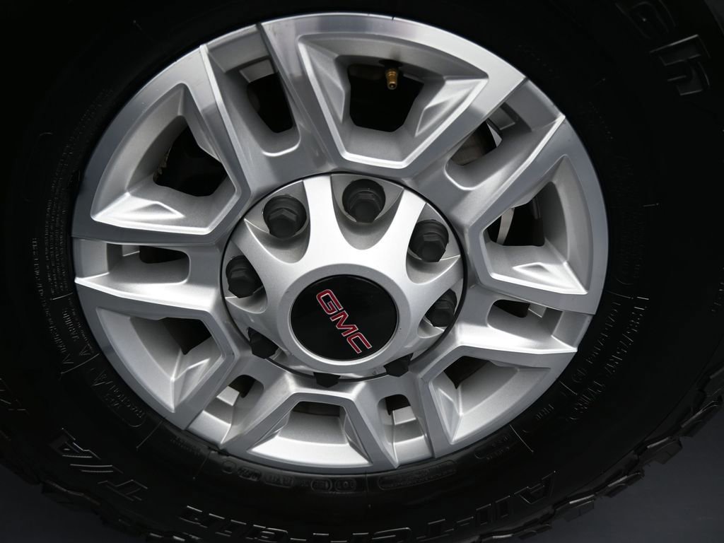 Used 2022 GMC Sierra 2500 SLE w/ SLE Convenience Package image 39