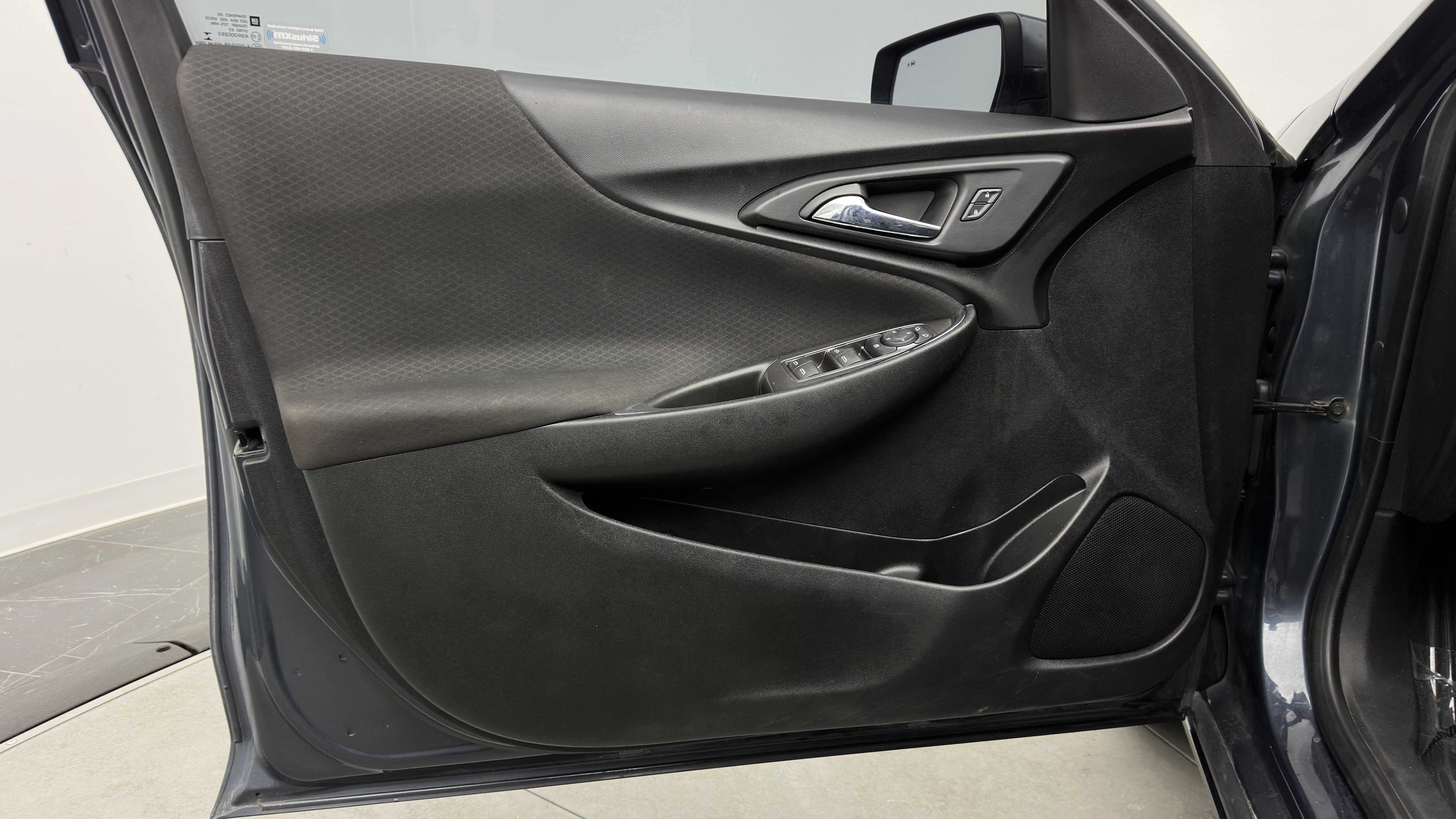 Used 2020 Chevrolet Malibu LT FWD image 10