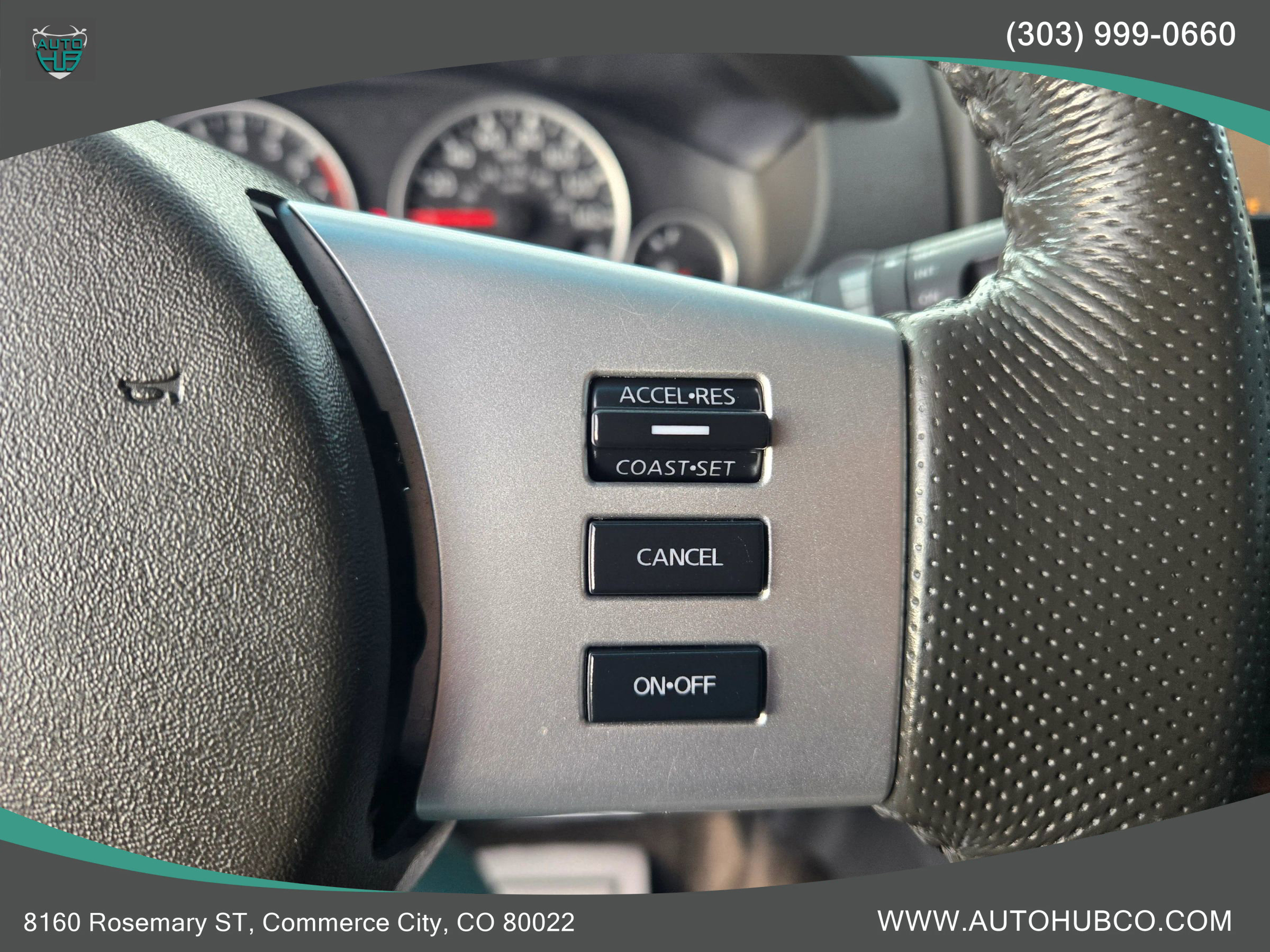 Used 2011 Nissan Pathfinder LE image 21