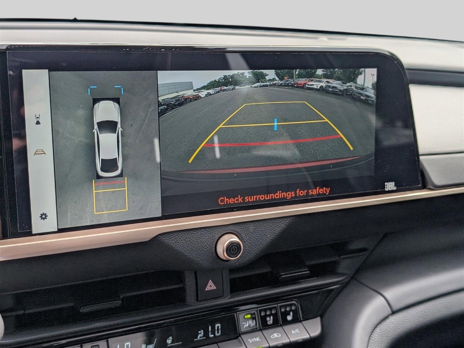 Used 2023 Toyota Crown Platinum image 29