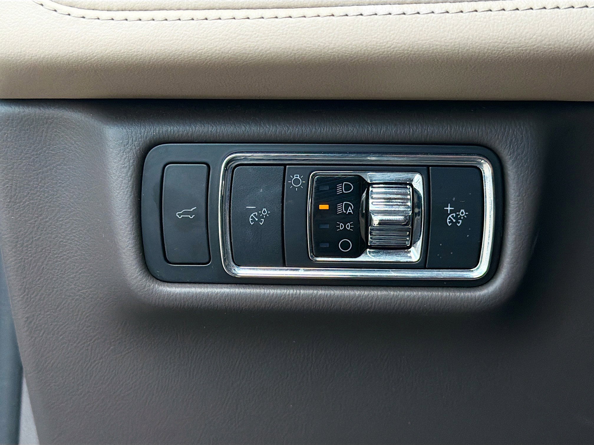 Used 2024 Lincoln Aviator Reserve w/ Equipment Group 201A RWD image 34