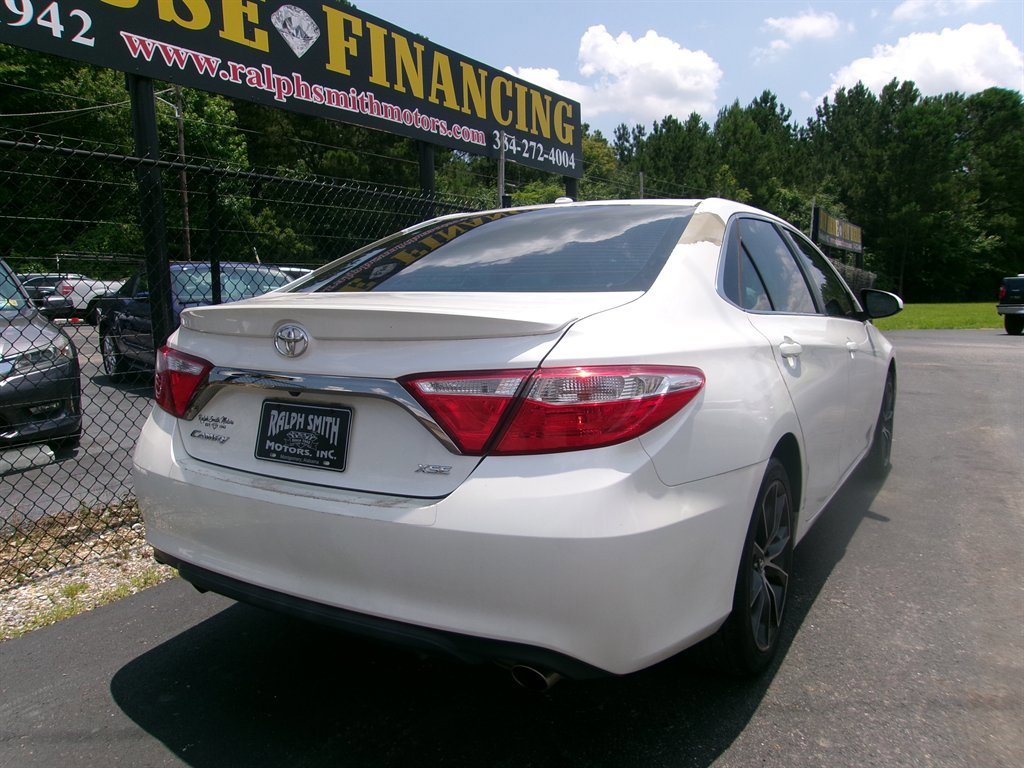 Used 2015 Toyota Camry SE image 8