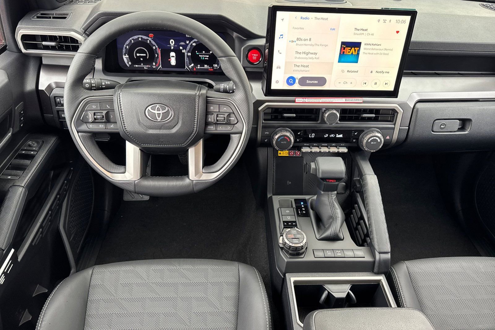 New 2026 Toyota 4Runner TRD Off-Road Premium AWD/4WD image 16