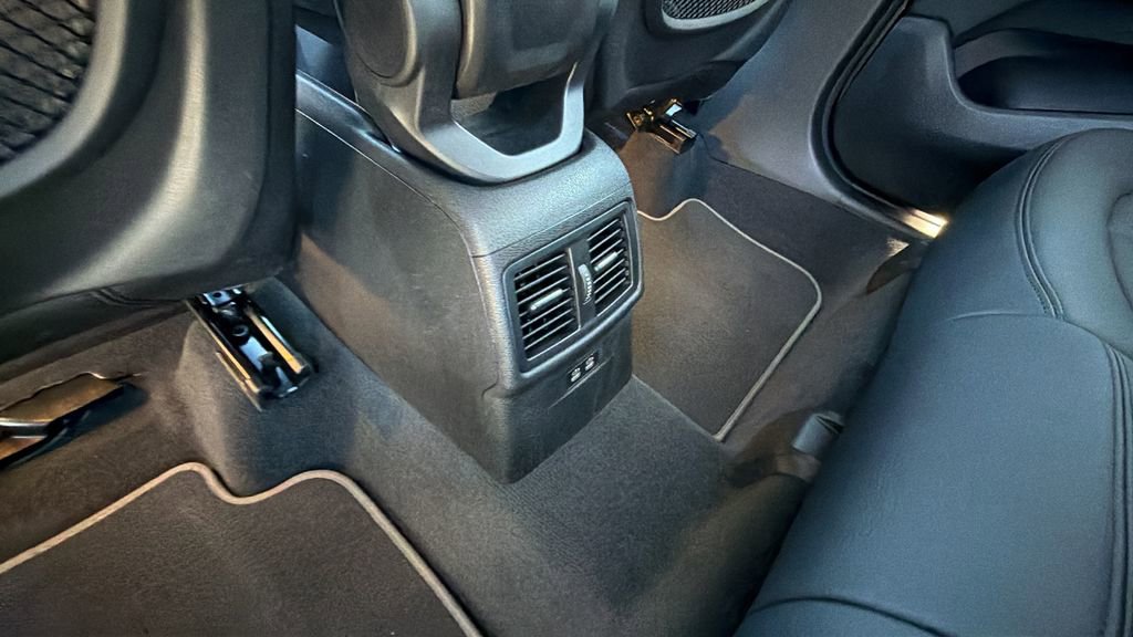 Used 2022 BMW X1 xDrive28i w/ Convenience Package image 17