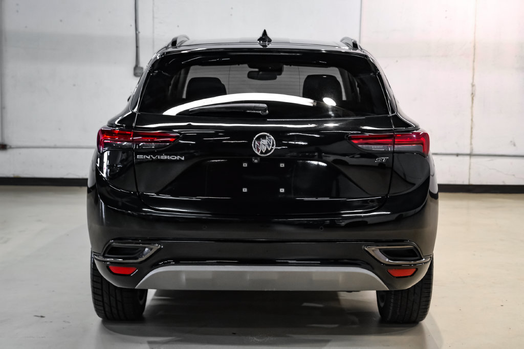 Used 2023 Buick Envision Essence w/ Sport Touring Package FWD image 9